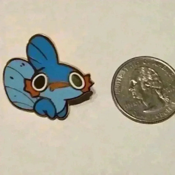 Derpy Meme Mudkip Enamel Pin - Hilarious Pokémon Collectible - Picture 3 of 4